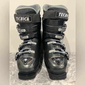 Tecnica Rival X9 Black Ski Boot
